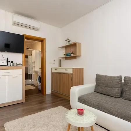 Apartment With A Parking Space - Kozjak, - 21754